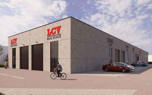 Deze kwalitatieve KMO-unit maakt deel uit van het nieuwe Bedrijvenpark Rollare &ndash; Blok A, gelegen aan de Diksmuidsesteenweg 384 te Roeselare. De site bevindt zich op de voormalige Crea-site, recht tegenover de REO-Veiling, en geniet van een uitstekende b