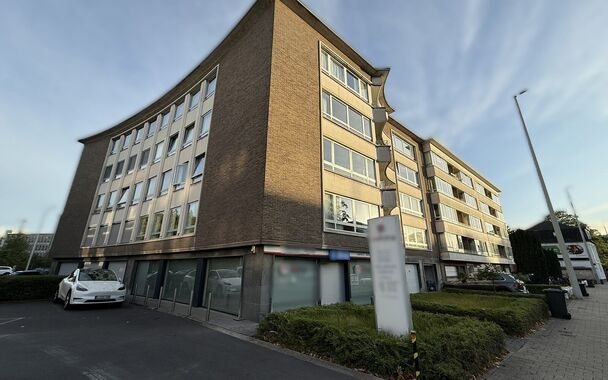 Magasin de peripherie &agrave; vendre &agrave; Gent