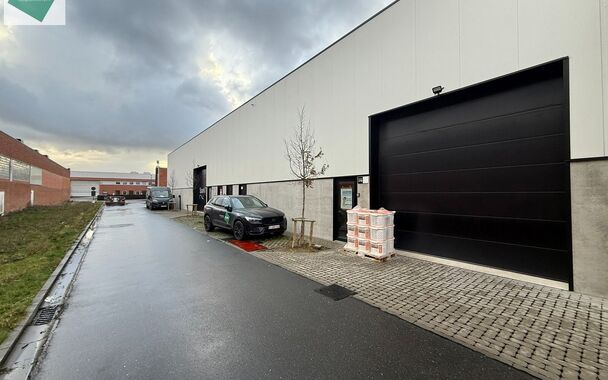 Unit&eacute; pme &agrave; louer &agrave; Beveren-Kruibeke-Zwijndrecht