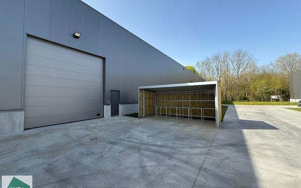 Unit&eacute; pme &agrave; vendre &agrave; Brugge