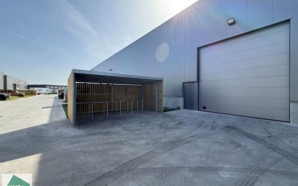 Unit&eacute; pme &agrave; vendre &agrave; Brugge