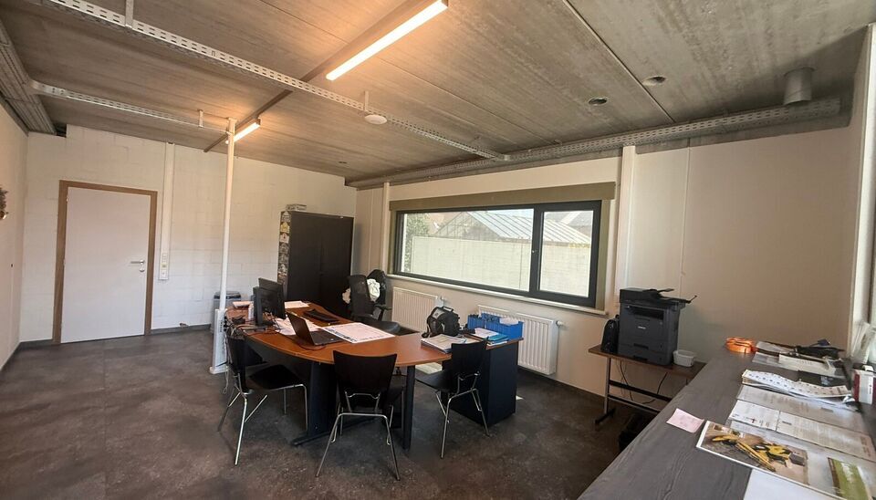 Immeuble polyvalent &agrave; vendre &agrave; Evergem