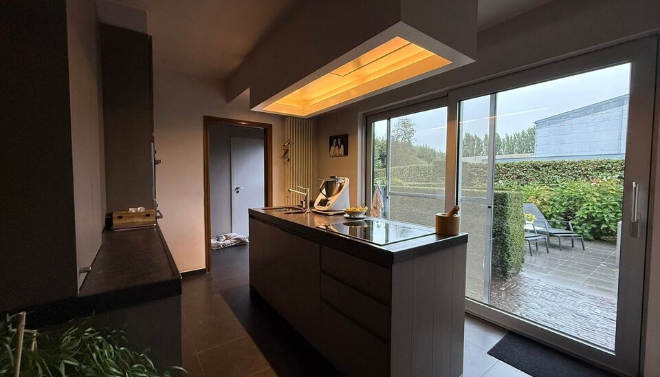 Immeuble polyvalent &agrave; vendre &agrave; Evergem