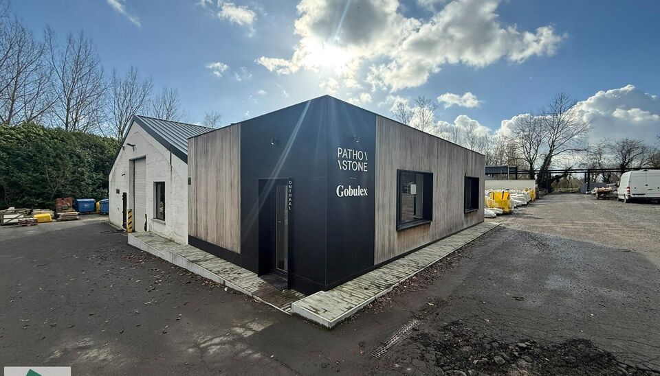 Immeuble polyvalent &agrave; vendre &agrave; Zottegem
