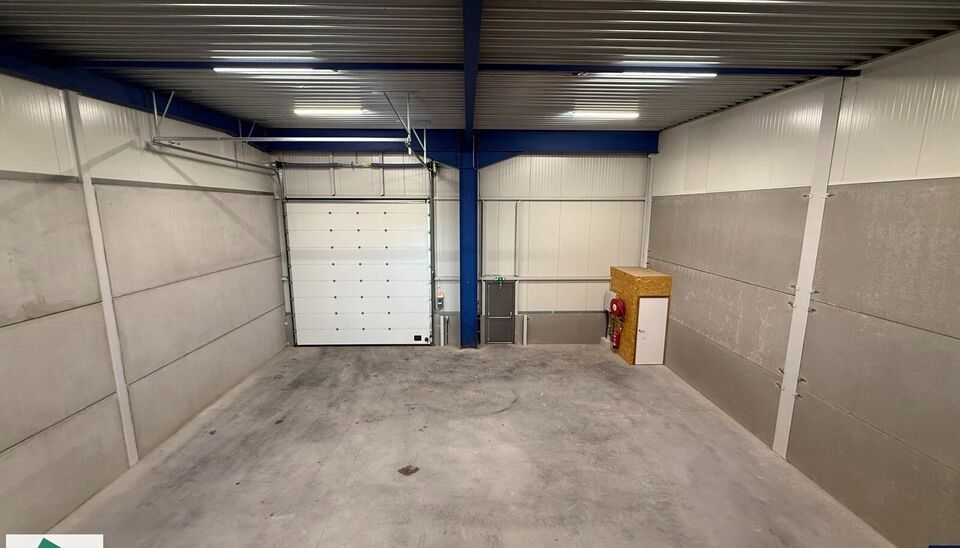 Langs de Lodderhoek in Brugge verrijst binnenkort het KMO Park PORTIS, dit op de voormalige Philipssite. Met 49 afgewerkte KMO-Units, vari&euml;rend van 199m&sup2; tot 1183m&sup2;, verdeeld over nieuwbouw en vernieuwbouw bedrijfsgebouwen, biedt Portis een moderne en 