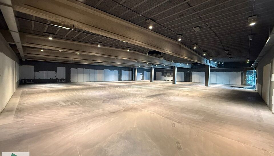 Magasin de peripherie à louer à Menen