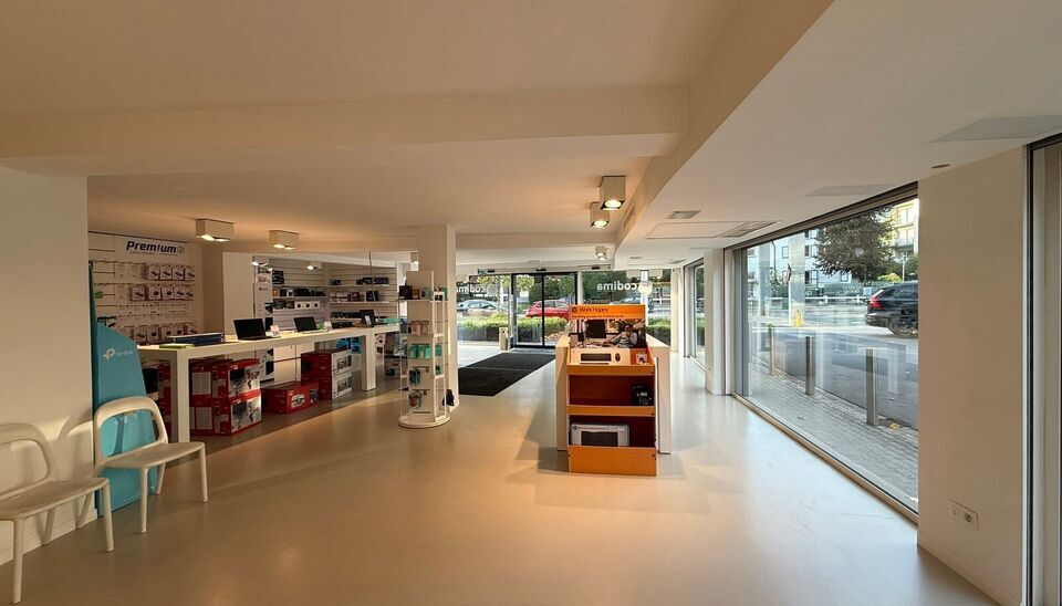 Magasin de peripherie &agrave; vendre &agrave; Gent