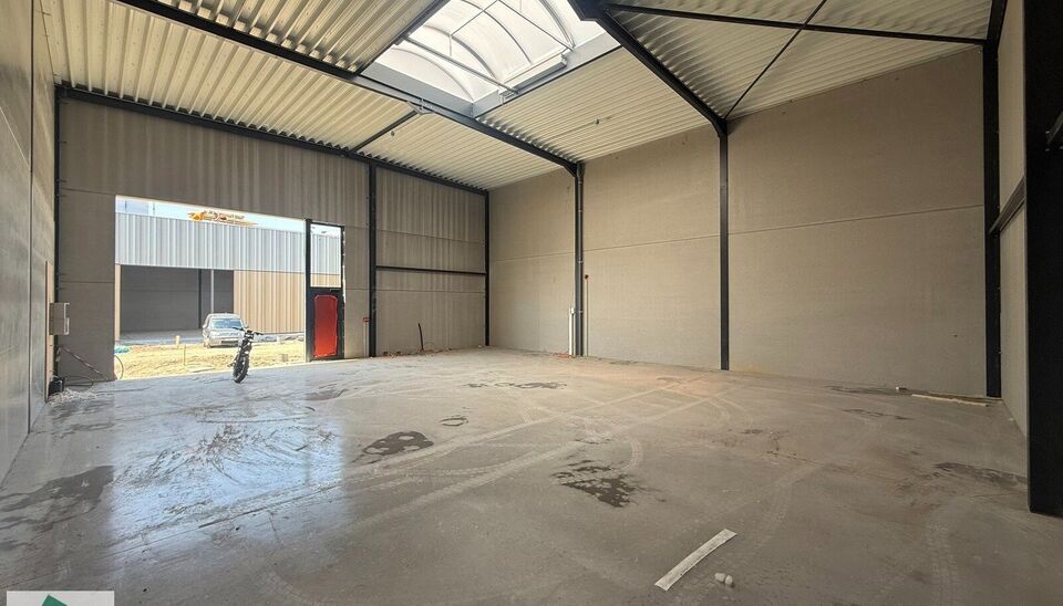 Unit&eacute; pme &agrave; louer &agrave; Anzegem