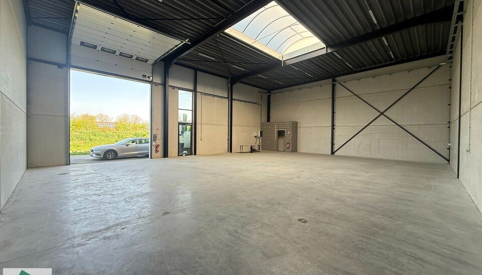 Unit&eacute; pme &agrave; louer &agrave; Lokeren