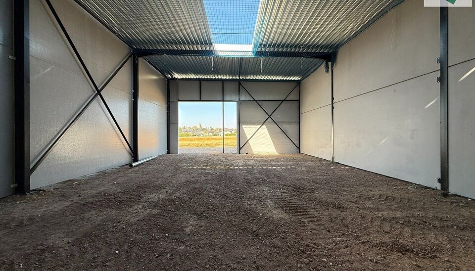 In het nieuwe bedrijvenpark “Thea” biedt KUPA IMMO nieuwe magazijnen te huur aan.
De Careelstraat ligt in het zuiden van Tielt, in een zone die vooral gericht is op KMO’s, logistiek en ambachtelijke bedrijven. De site bevindt zich op slechts 2 à 3 