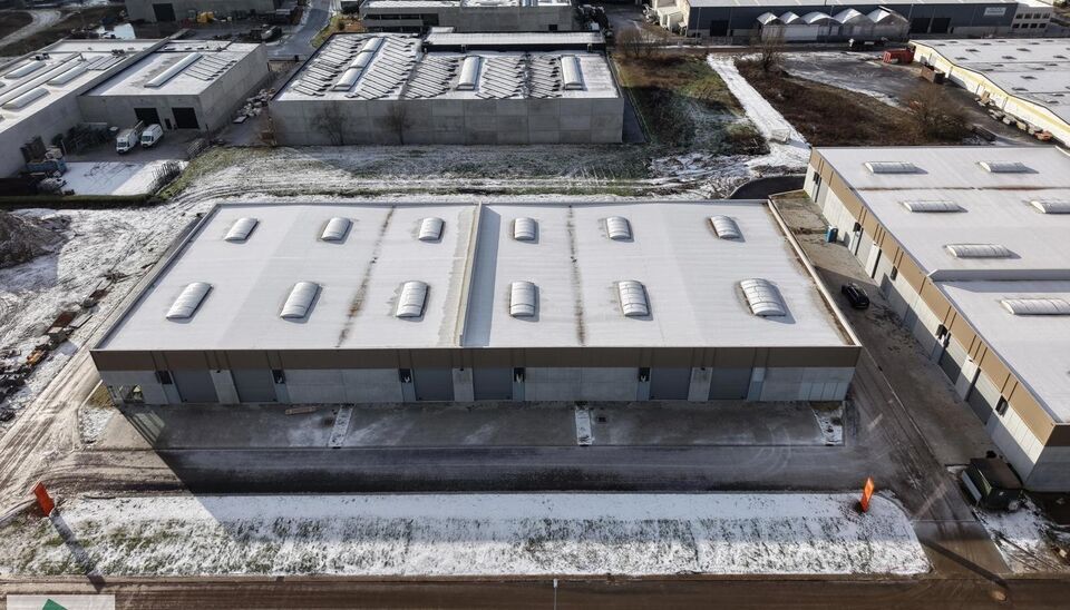 Unit&eacute; pme &agrave; louer &agrave; Tielt
