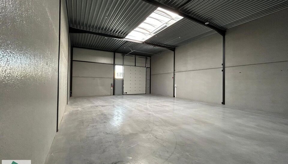 Unit&eacute; pme &agrave; louer &agrave; Tielt