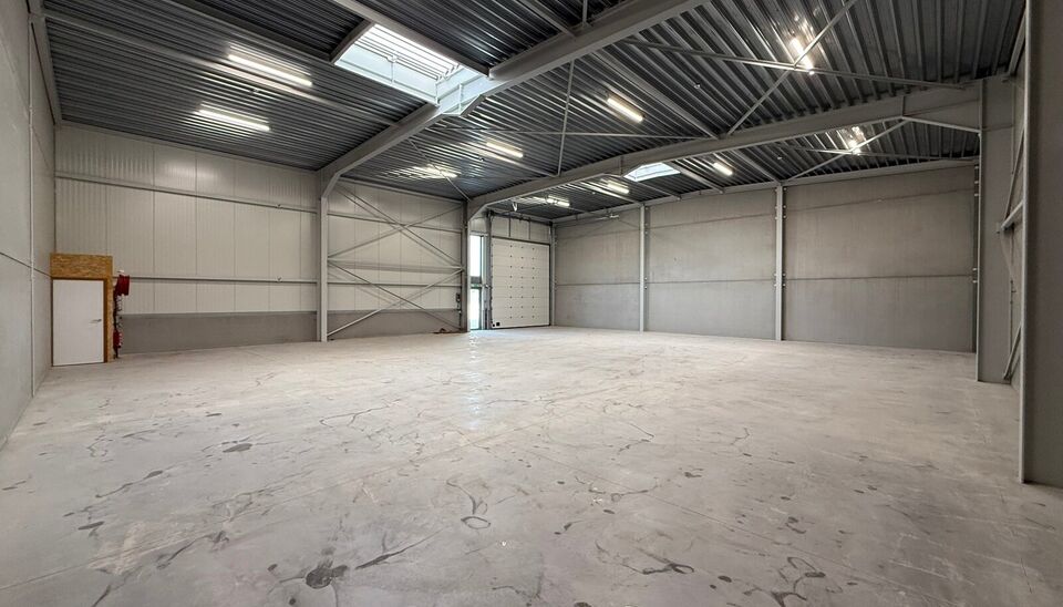 Unit&eacute; pme &agrave; vendre &agrave; Brugge